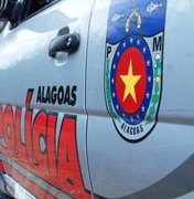 Motoqueiro é detido acusado de tráfico de drogas na parte alta de Maceió