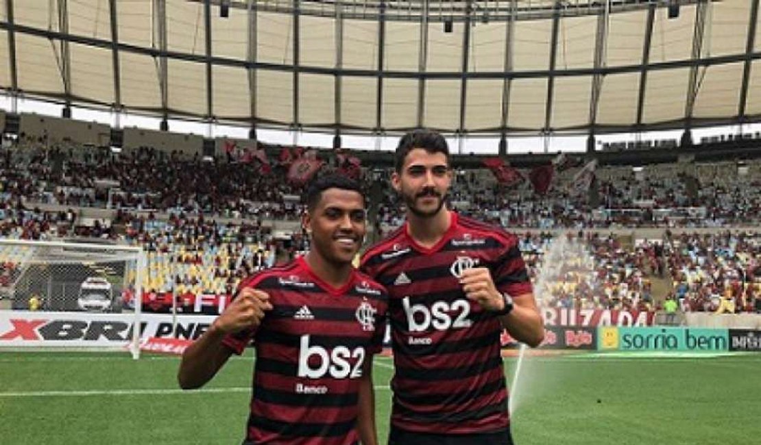 Gustavo Henrique e Pedro Rocha são apresentados à torcida do Flamengo