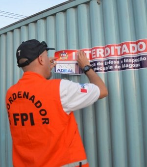 Matadouro de Delmiro Gouveia é interditado e multas à prefeitura ultrapassam os R$ 770 mil