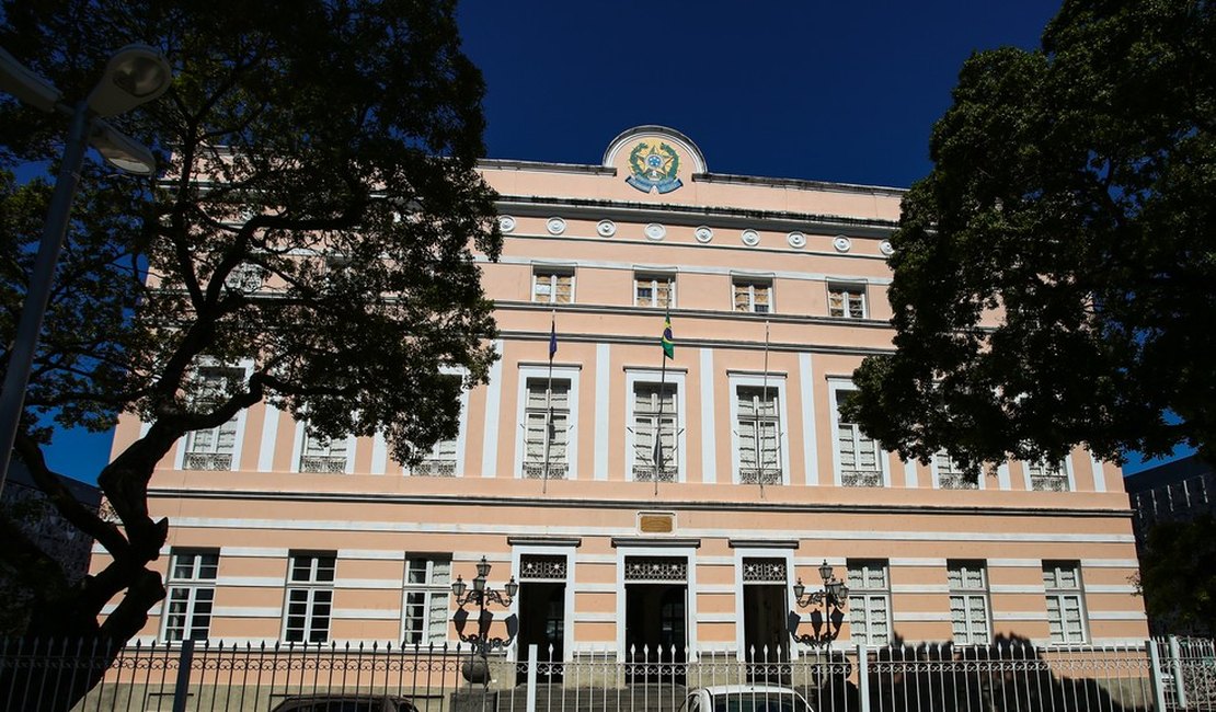 Assembleia Legislativa aprova orçamento de R$ 21,4 bilhões para 2024