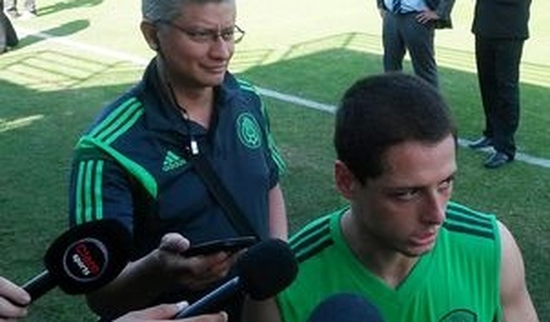 Principal jogador do México, Chicharito nega rótulo: 'Sou só mais um'