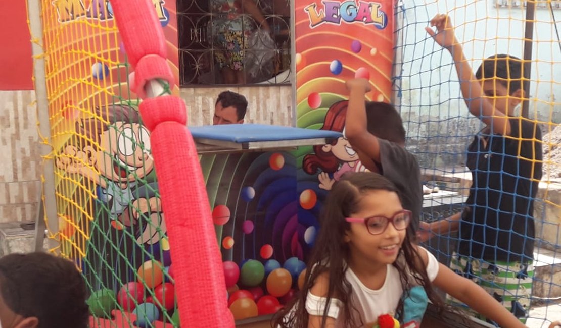 Organizações fazem festa das crianças no bairro Manoel Teles