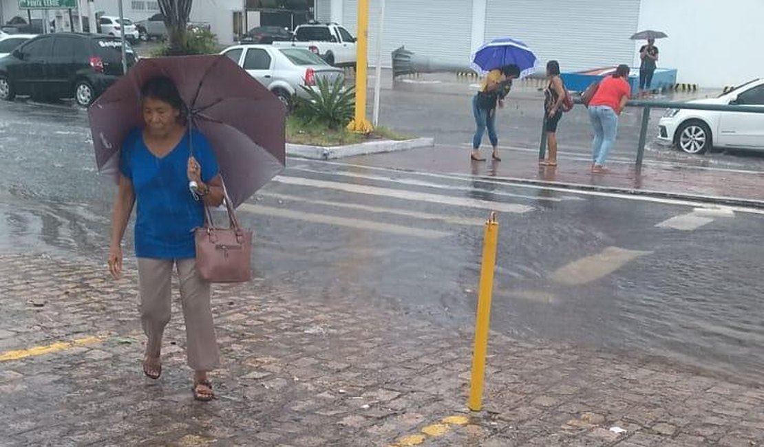 Alerta de chuva com intensidade moderada a intensa é emitido para Alagoas
