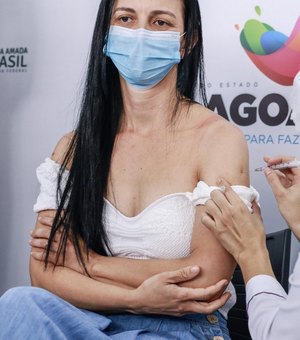 Alagoas aplicou 1.989.031 doses das vacinas contra a covid-19