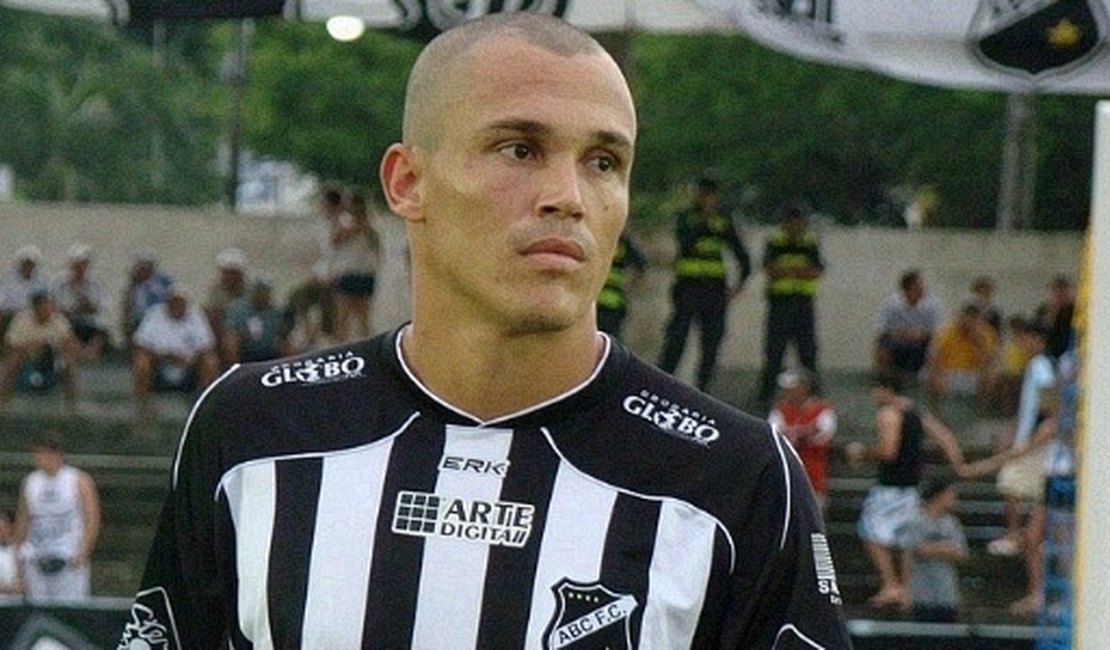 Vasco encaminha contratação de atacante artilheiro da Série C