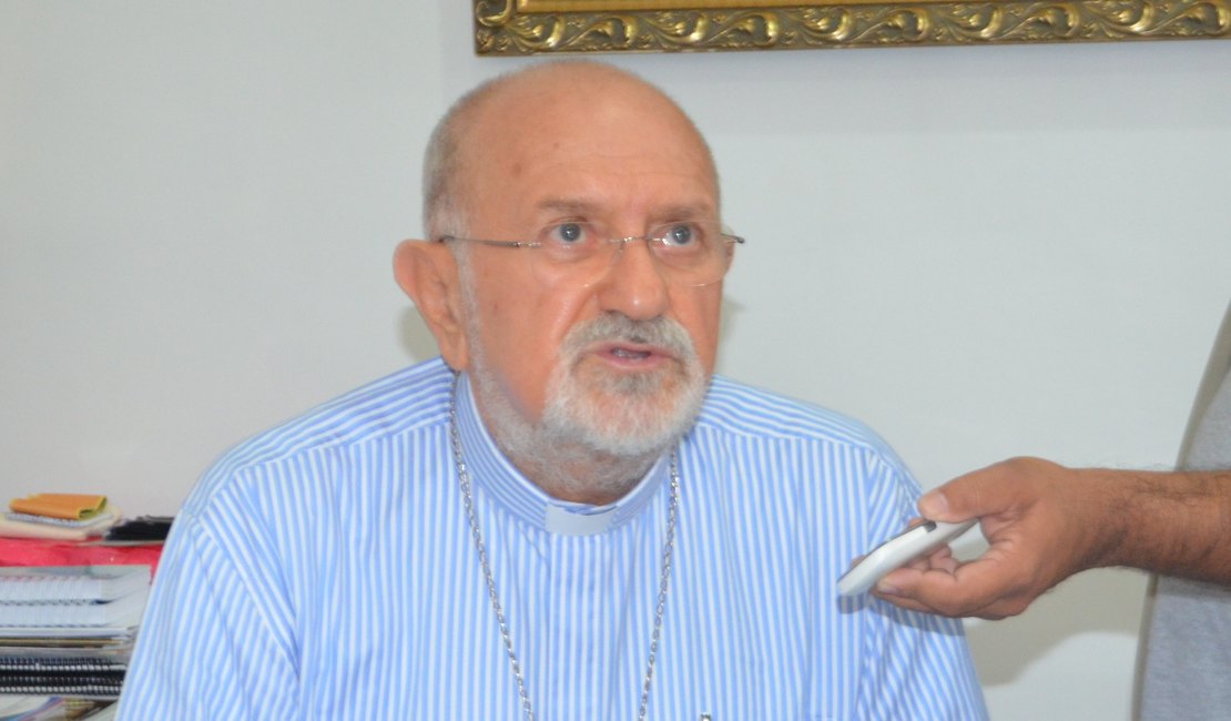 Arcebispo de Maceió fala de respeito a outros credos e bandeiras, em mensagem de Natal