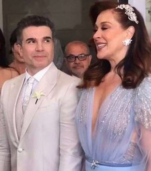 Claudia Raia se casa com Jarbas Homem de Mello, em São Paulo