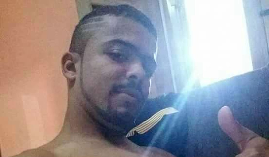 Jovem é assassinado ao descer de ônibus na Canafístula