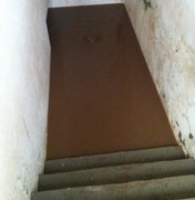 Chuva forte inunda túnel no Estádio Coaracy da Mata Fonseca
