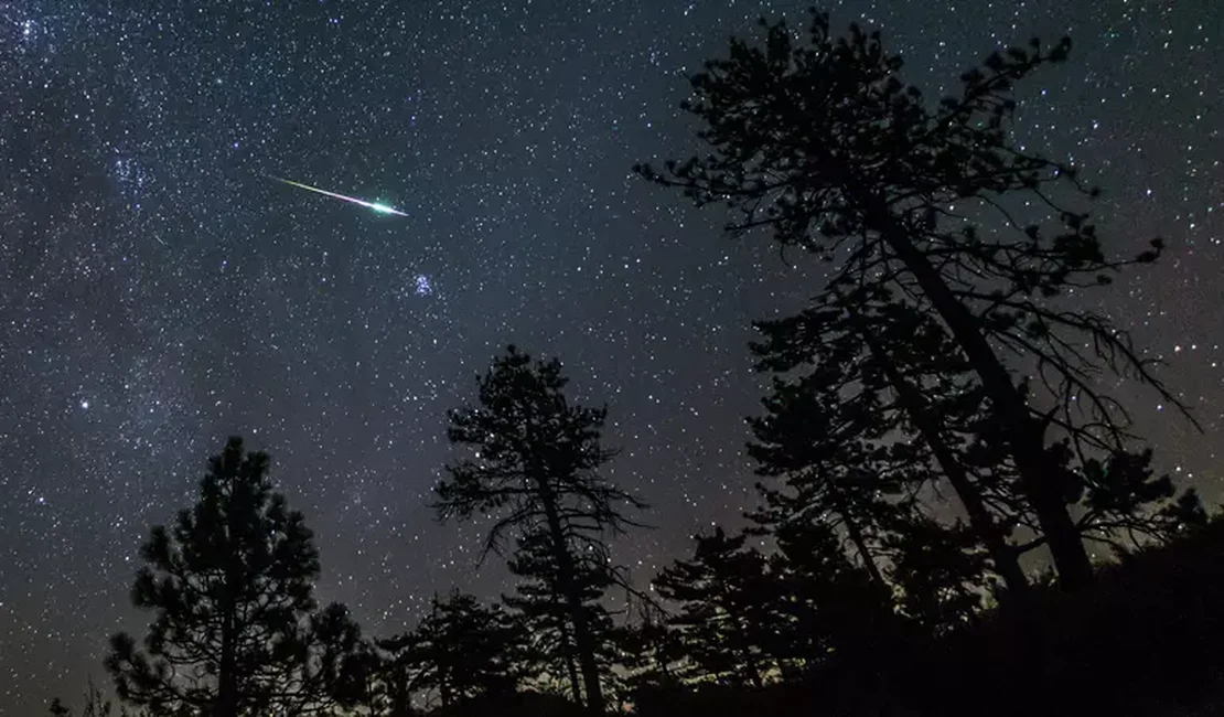 Chuva de meteoros poderá ser vista na madrugada desta quinta-feira (29)