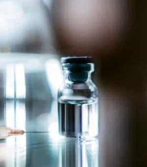 Técnica de enfermagem é presa por furto de vacina contra a Covid