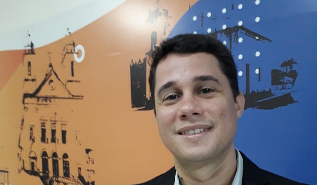 Presidente da ABRASEL AL comenta sobre possível fechamento de bares e restaurantes