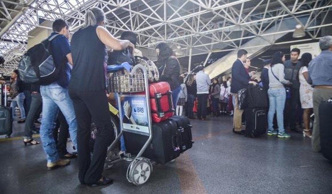 MP vai entrar com ação contra novas regras aéreas como taxa por despache de bagagem