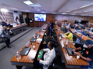 Relatório da CPI da Pandemia vai pedir indiciamento de mais 7 pessoas