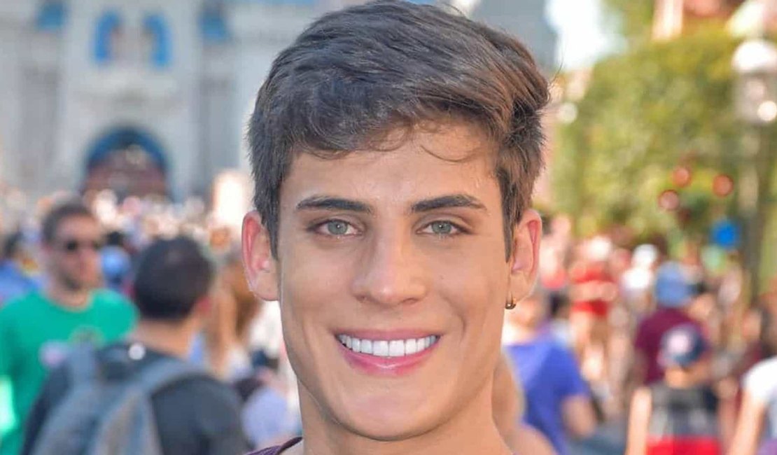 Ex-namorado da mãe de Neymar, Tiago Ramos diz que é julgado na web