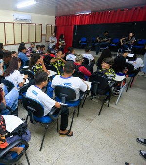 Na volta às aulas, estudantes da rede estadual destacam os programas ofertados pelo Governo