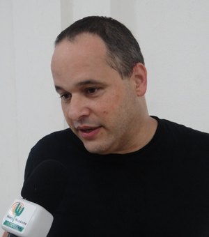 Elias Mansur confirma empréstimo do goleiro Naldo e fechamento de rescisões