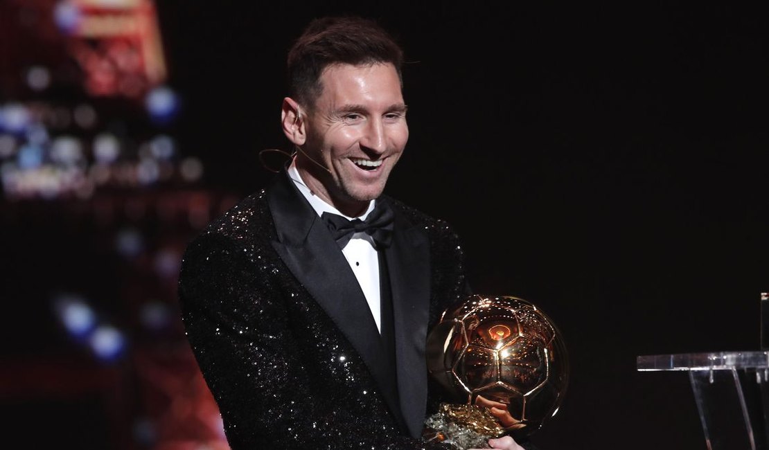 Maior artilheiro da Argentina em Copas torce para que Messi quebre recorde no Qatar