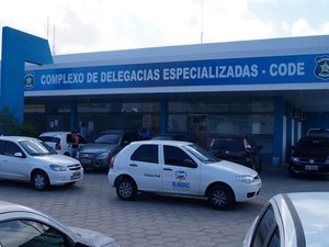 Jovem é preso por tráfico com mais de 80 pedras de crack em Maceió