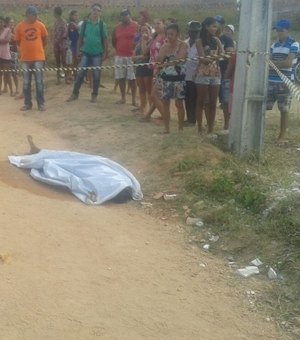 Jovem é assassinado no bairro Canafístula
