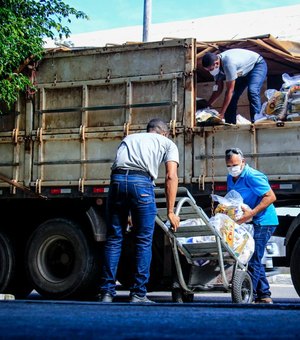 Prefeitura de Maceió recebe mais de mil cestas básicas do Grupo Carrefour
