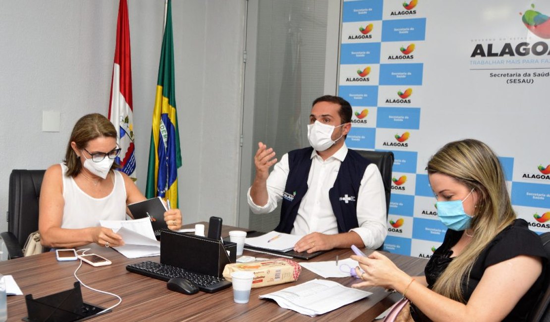 Profissionais da saúde serão os primeiros a receber vacina contra Covid-19