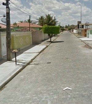 Suspeito de roubo de motocicleta tenta fugir mas é preso, em Arapiraca