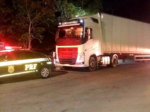 Homem é preso em São Sebastião trafegando com semirreboque adulterado