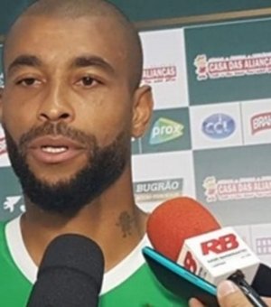 Ferreira pega 6 meses de gancho por agredir árbitro; Guarani perde mando