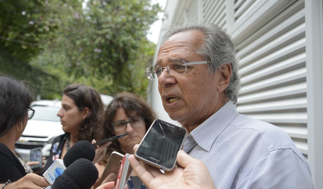 Equipe de transição discute hoje privatizações e ajuste fiscal