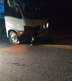 [Vídeo] Colisão entre carro e micro-ônibus deixa um morto na BR-316