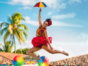 Carnaval do Recife atrai 3,4 milhões de foliões e movimenta R$ 2,4 bi