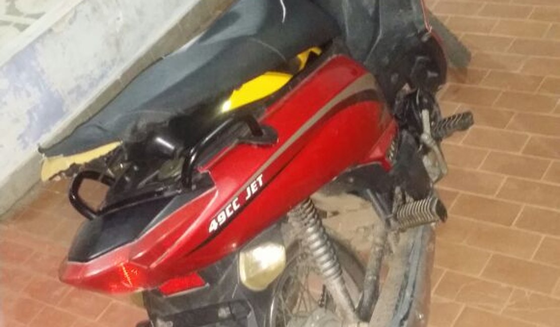 Polícia recupera moto furtada em Arapiraca