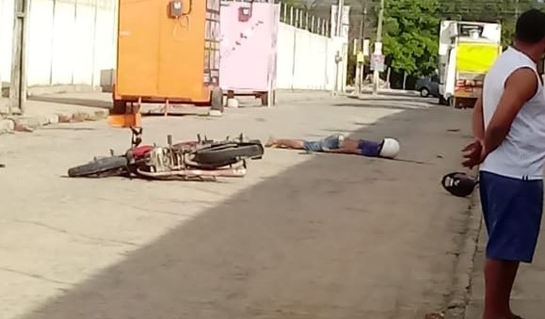 Homem é assassinado enquanto transitava de moto na parte alta de Maceió 