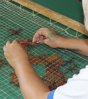 Exposição de artesanato feito com mão de obra carcerária no sistema prisional retorna na Ponta Verde