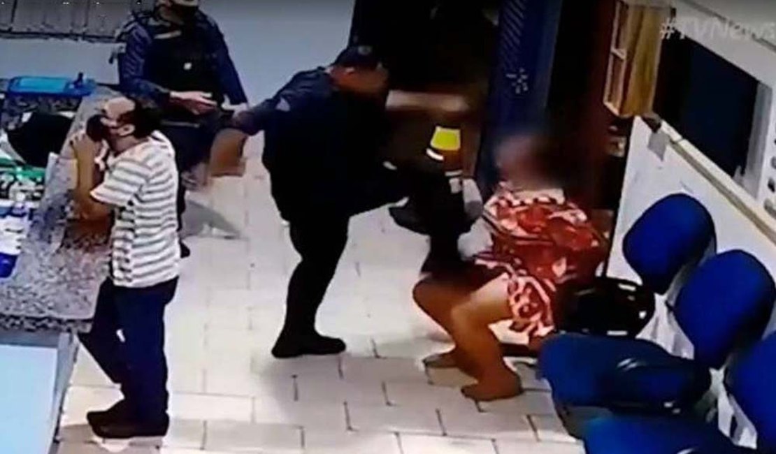[Vídeo] PM agredindo mulher algemada dentro de quartel