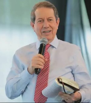 Pastor R.R. Soares tem alta no Rio após internação por Covid-19