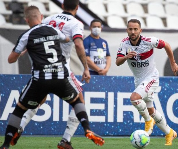 Everton Ribeiro decide, Flamengo reage após eliminação e Botafogo afunda no Z4