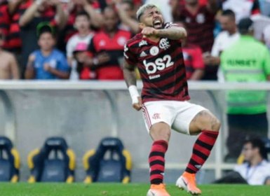 Gabigol se irrita com substituição e discute com Ceni em derrota do Flamengo