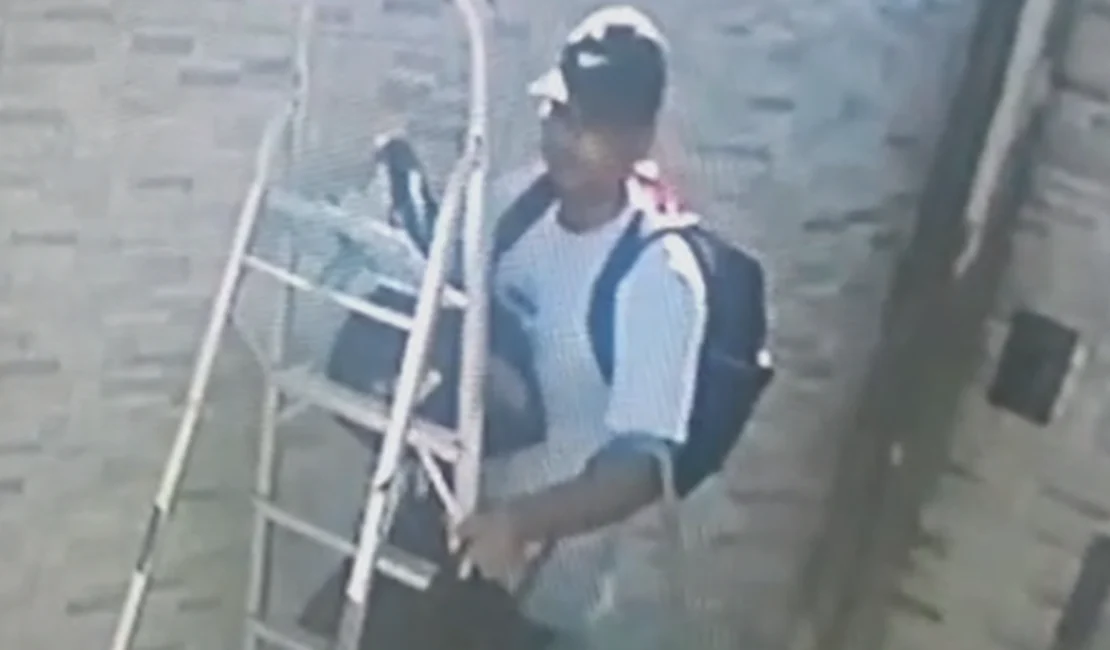 Homem invade e furta casa de policial penal na Ponta Grossa, em Maceió