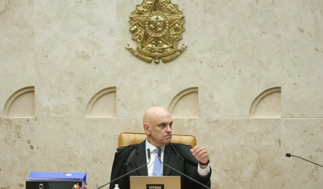 Moraes autoriza que familiares visitem Bolsonaro e aliados na prisão