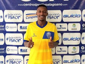 Vítima de câncer, ex-atacante de CSA, morre aos 26 anos