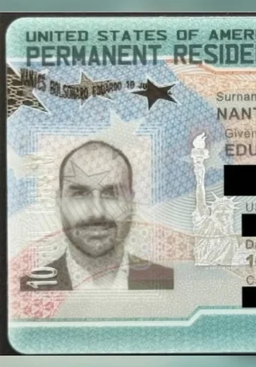 Governo Trump concede green card a Eduardo Bolsonaro