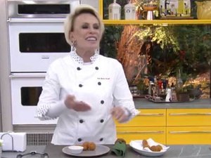 Ana Maria Braga comete gafe e web não perdoa 