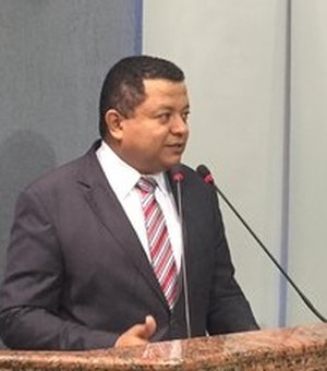 Juiz que idealizou a Lei da Ficha Limpa recebe título de Cidadão em Maceió