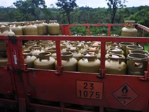 Beneficiários com NIS final 5 recebem Auxílio Gás nesta terça-feira