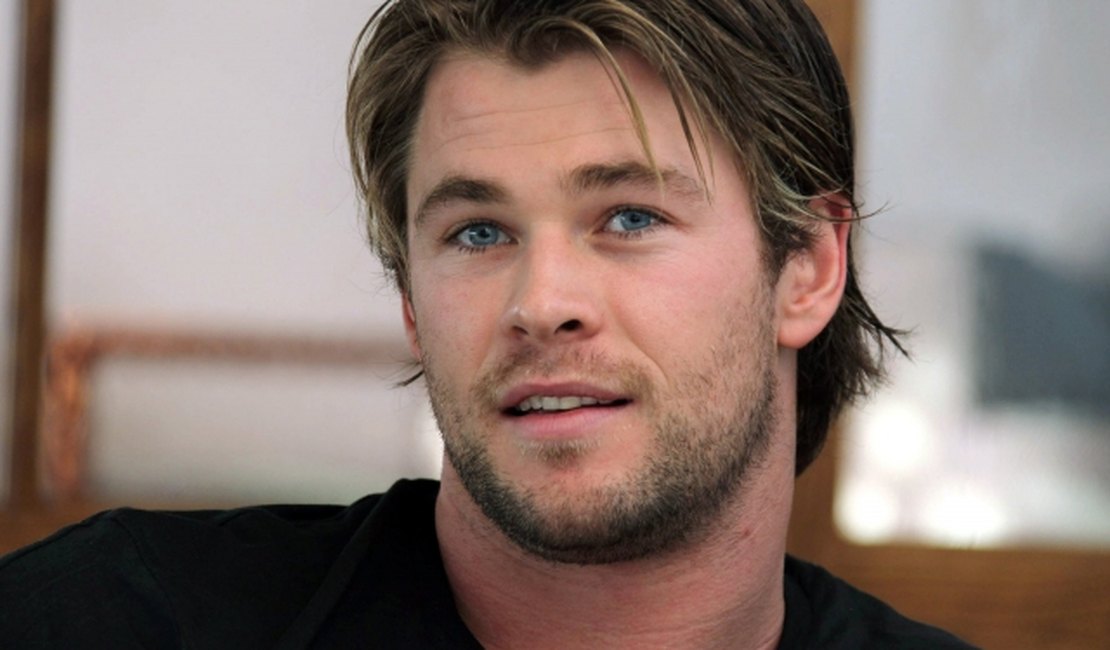 Chris Hemsworth é eleito por revista como o homem mais sexy do mundo