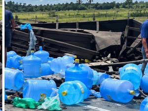 Caminhão com garrafões de água e refrigerantes tomba na BR-316, em Pilar