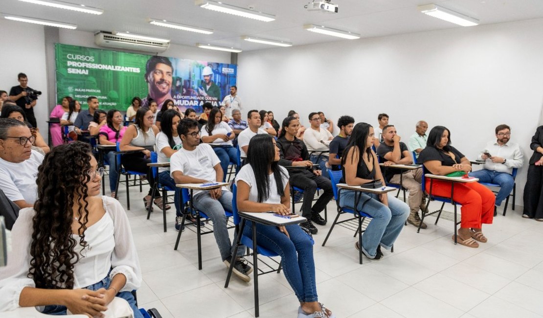 Aprendi no Flexal inicia dois cursos técnicos para a comunidade