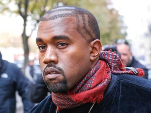 Kanye West muda de nome pela 2ª vez, segundo site; veja qual